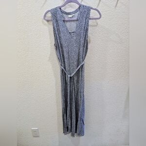 Old Navy Blue And White Sleeveless Maxi Dress